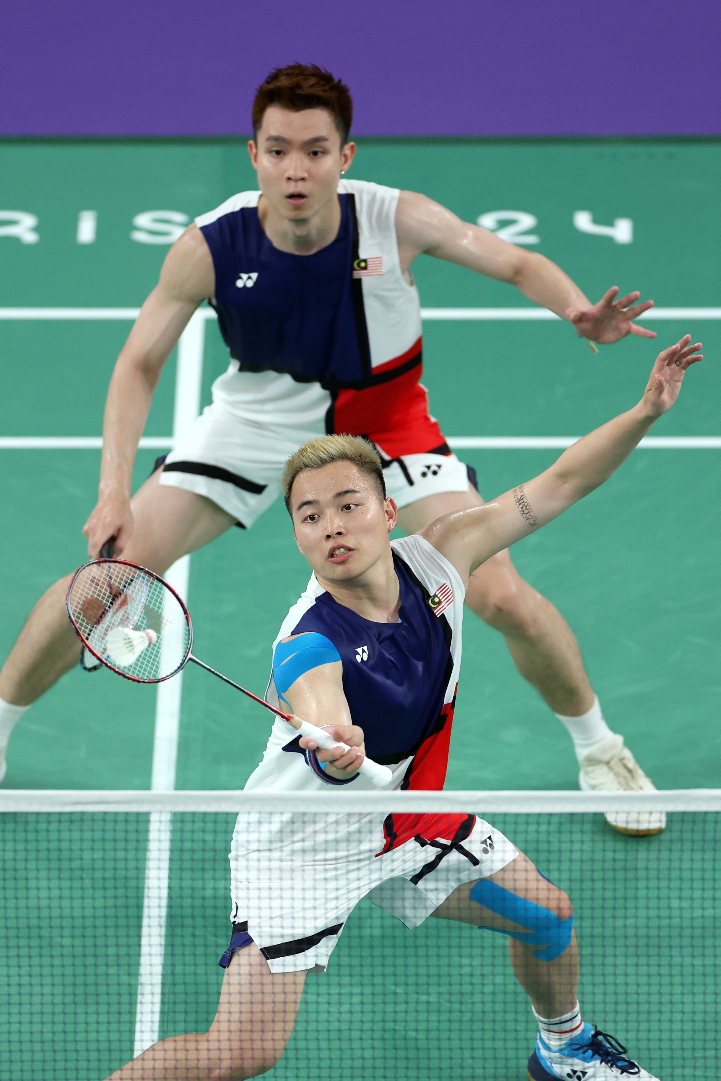 羽毛球热度飙升,网友热议不断的简单介绍 羽毛球热度飙升,网友热议不断的简单介绍