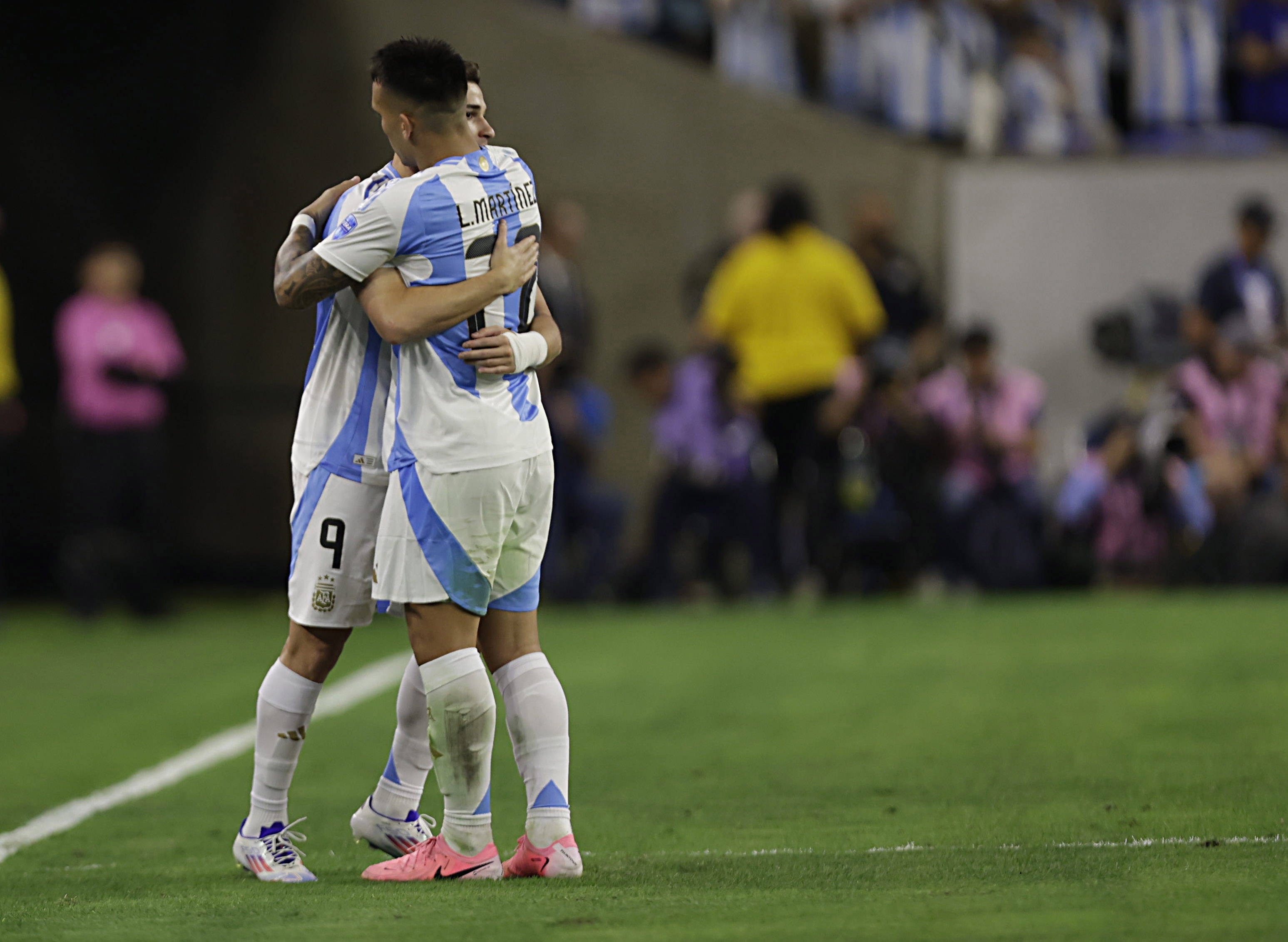 关于美洲杯总决赛即将打响,冠军归属成谜的信息 关于美洲杯总决赛即将打响,冠军归属成谜的信息