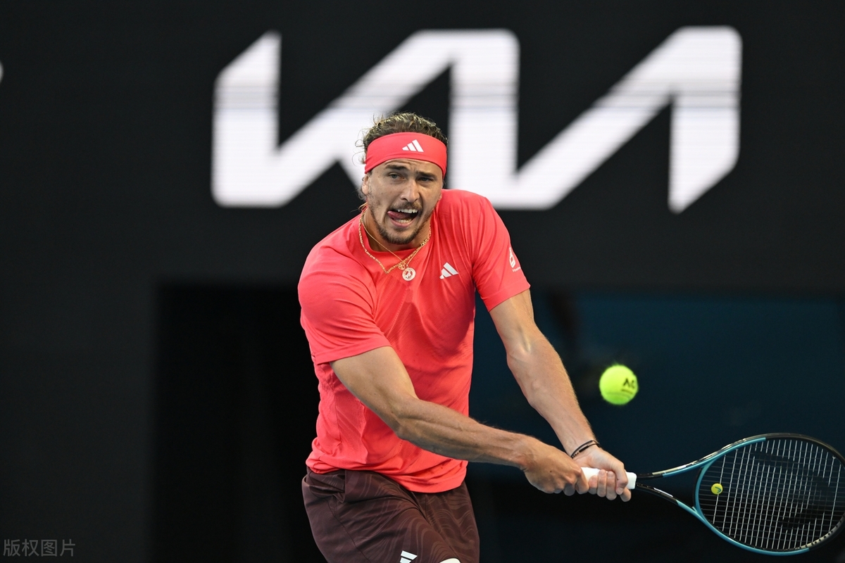 澳网碾压年终总决赛,兹维列夫关键制胜 澳网碾压年终总决赛,兹维列夫关键制胜