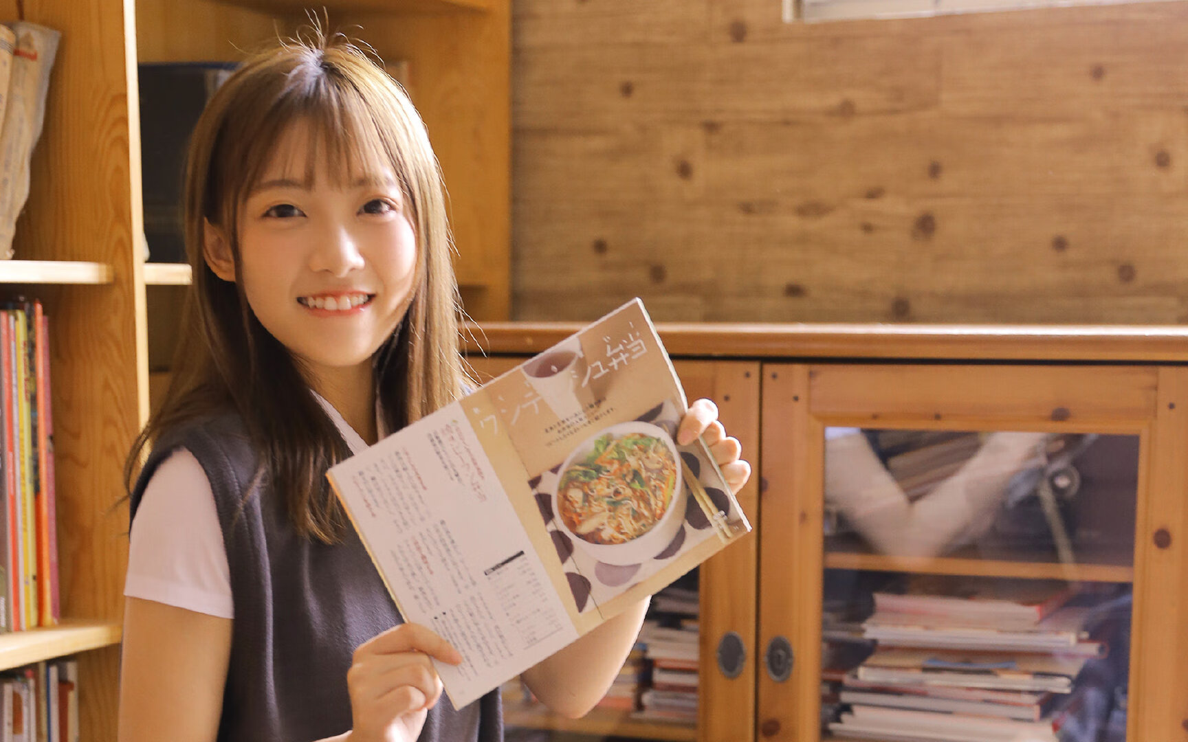 谁将驰骋，谁将征服？两条赛道上的生死时速