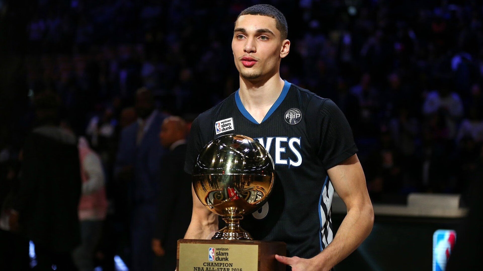 元宇宙体育新纪元，吉林队跨维度击败尼克斯，切特于数据洪流中加冕东决之王