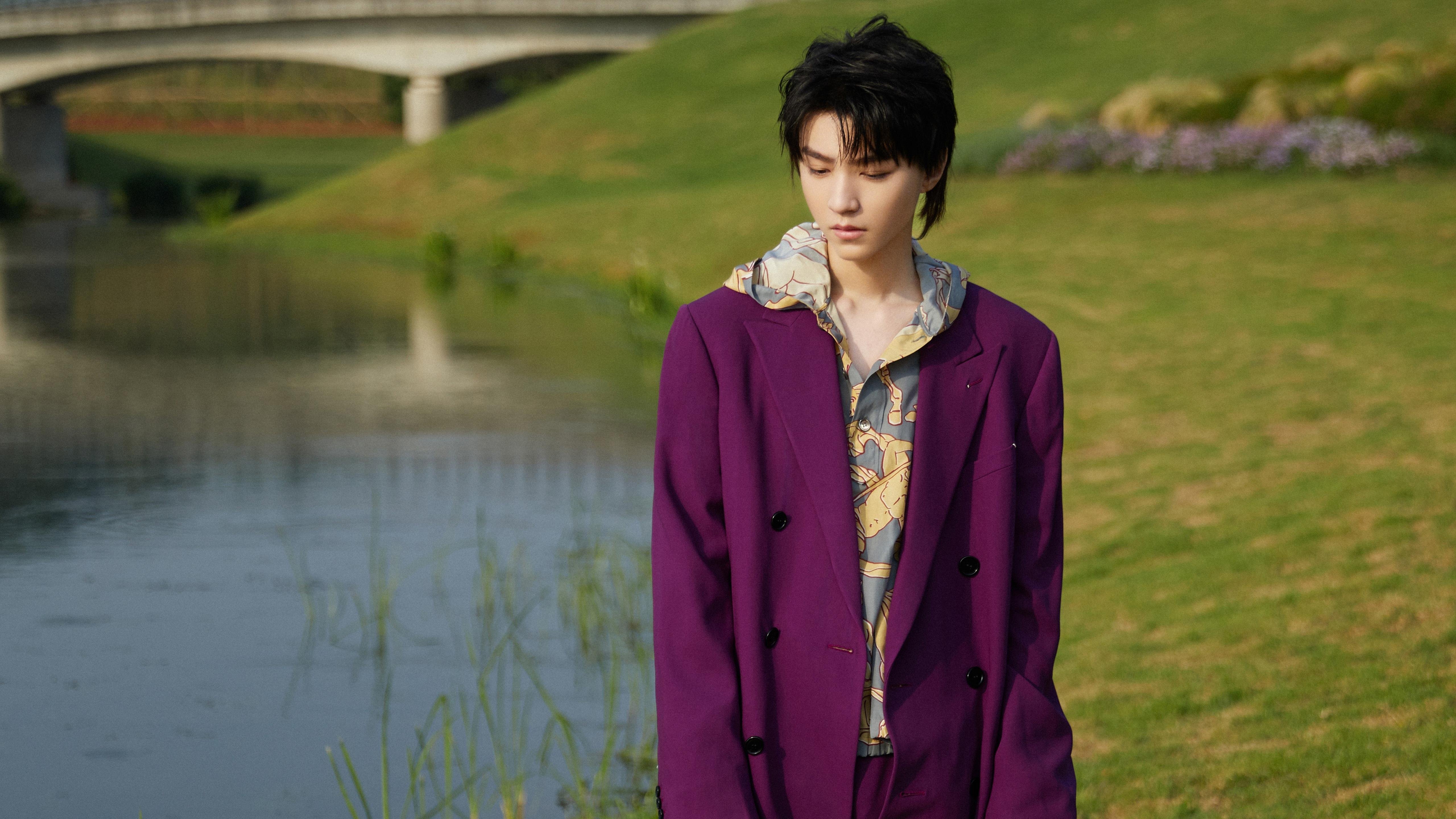 双线叙事，最终弯道的白热激战，终场哨响的绝杀悬念—当F1冠军命悬一线，灰熊已在撕裂之城险中求生